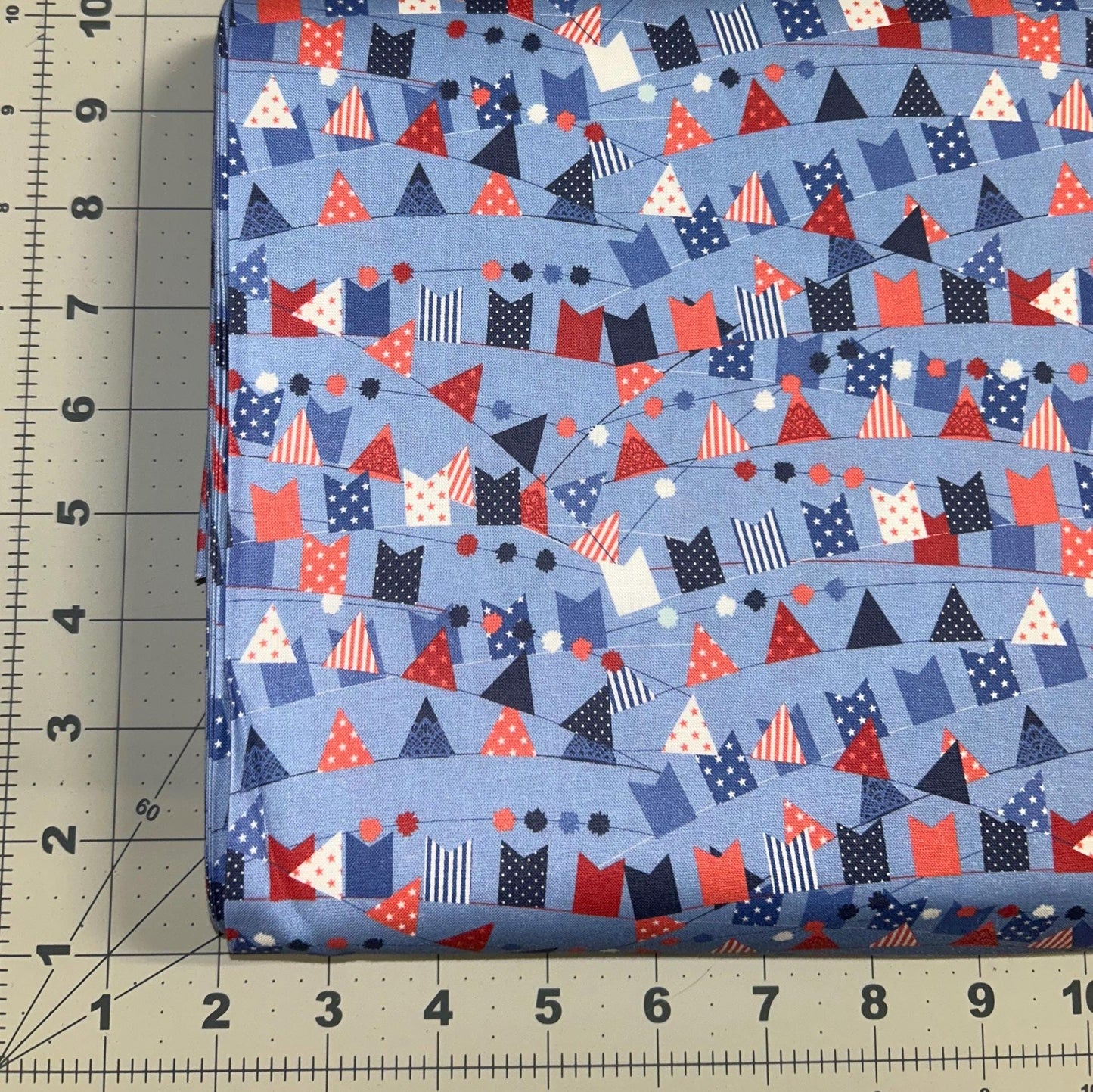 Patriotic Banners Cotton Fabric - 100% Cotton - continuous cuts