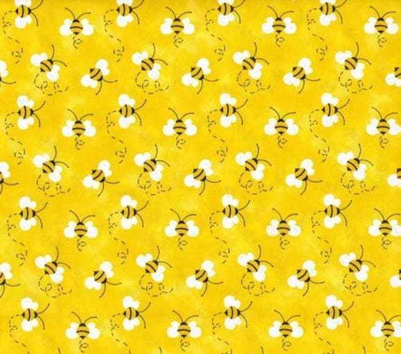 Charms by Patty Reed: Cute Flying Bee Cotton fabric Continuous cuts- 100% Cotton -
