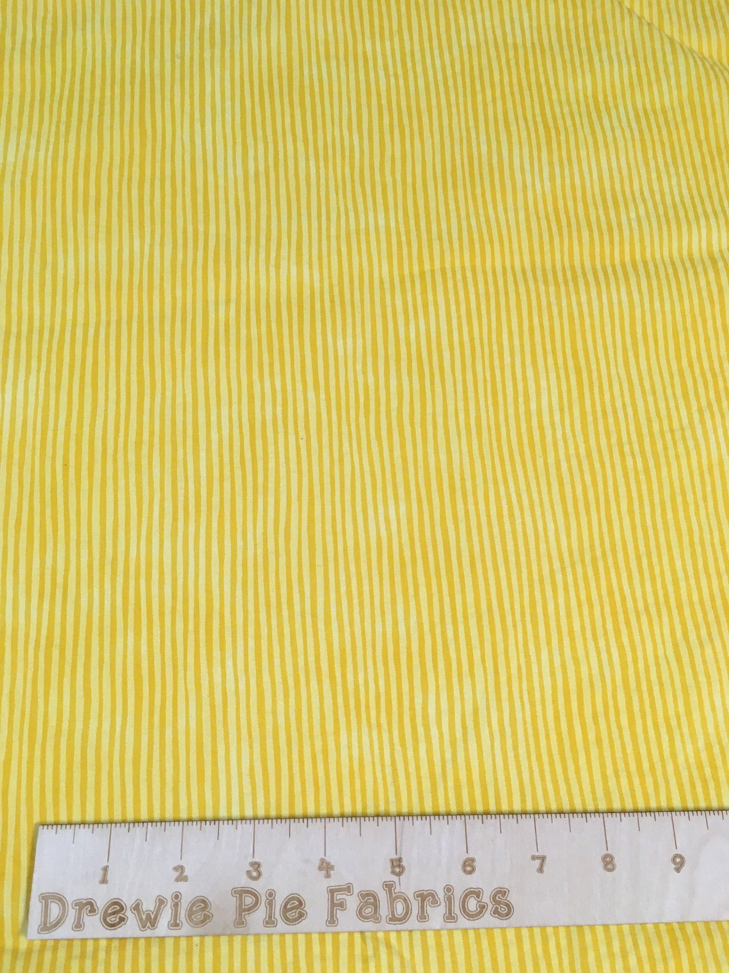 Yellow stripes fabric -  100% Cotton - Blender