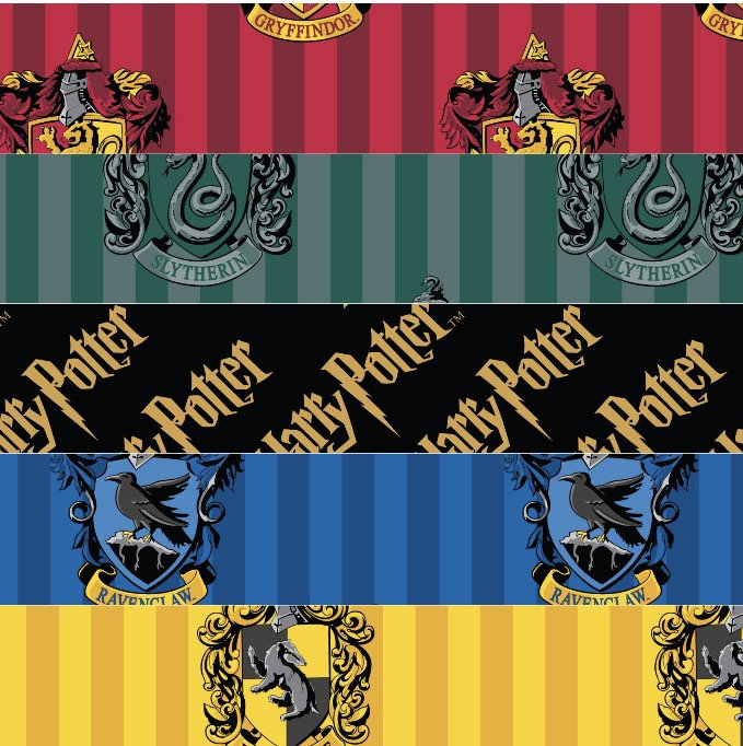 Harry Potter Stax fat quarter bundle- Fabric - x5 Fat Quarters Licensed Fabric