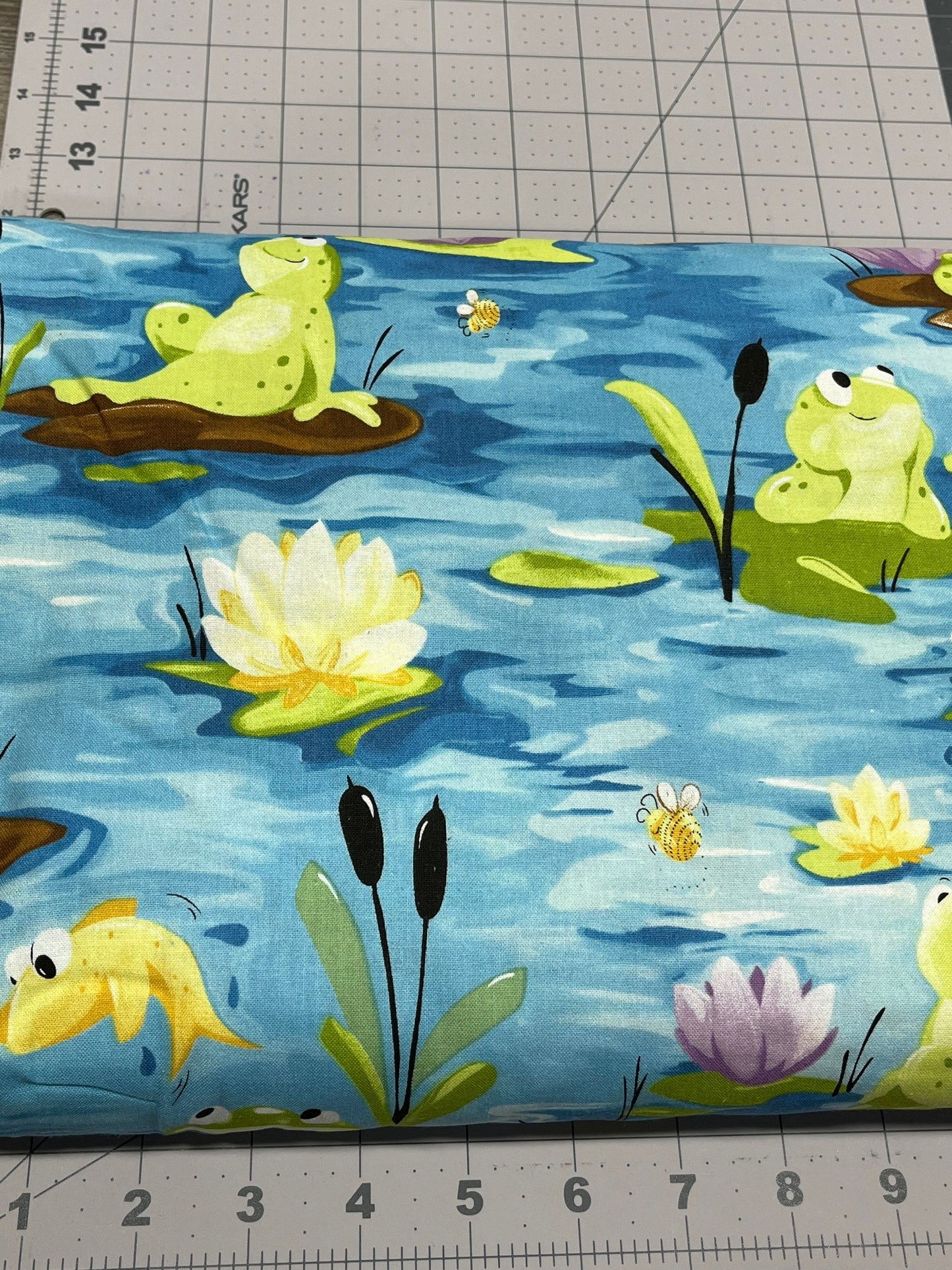 SusyBee Paul’s Pond cotton fabric- continuous cuts- 100% Cotton- frogs - Lily pads