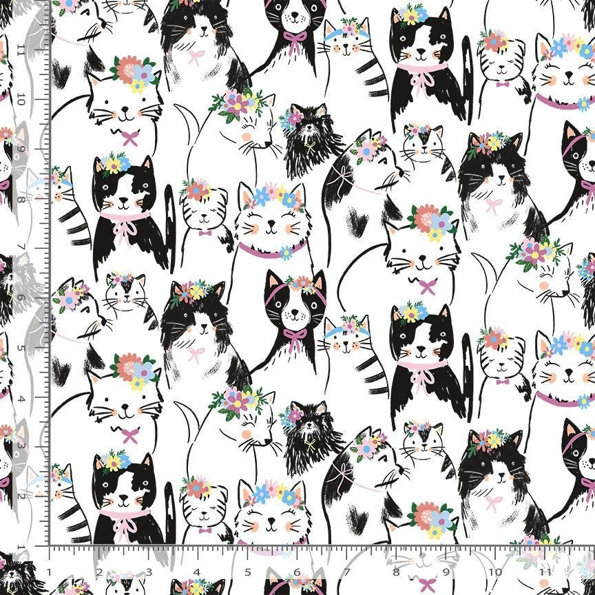 Pretty Floral Cats Cotton Fabric - 100% Cotton- Continuous Cuts - Fat Quarters TT-Cat CD2747 Multi - Pretty Cats & Florals