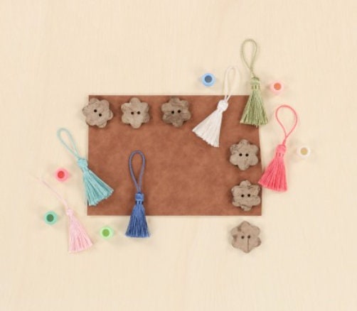Happy Place Embroidery Projects Embellishment Kit - Kimberbell Designers: Kim Christopherson, Kimberbell KIDKB1292