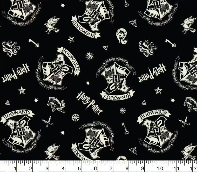 Camelot Harry Potter Hogwarts Cotton fabric 100% Cotton -