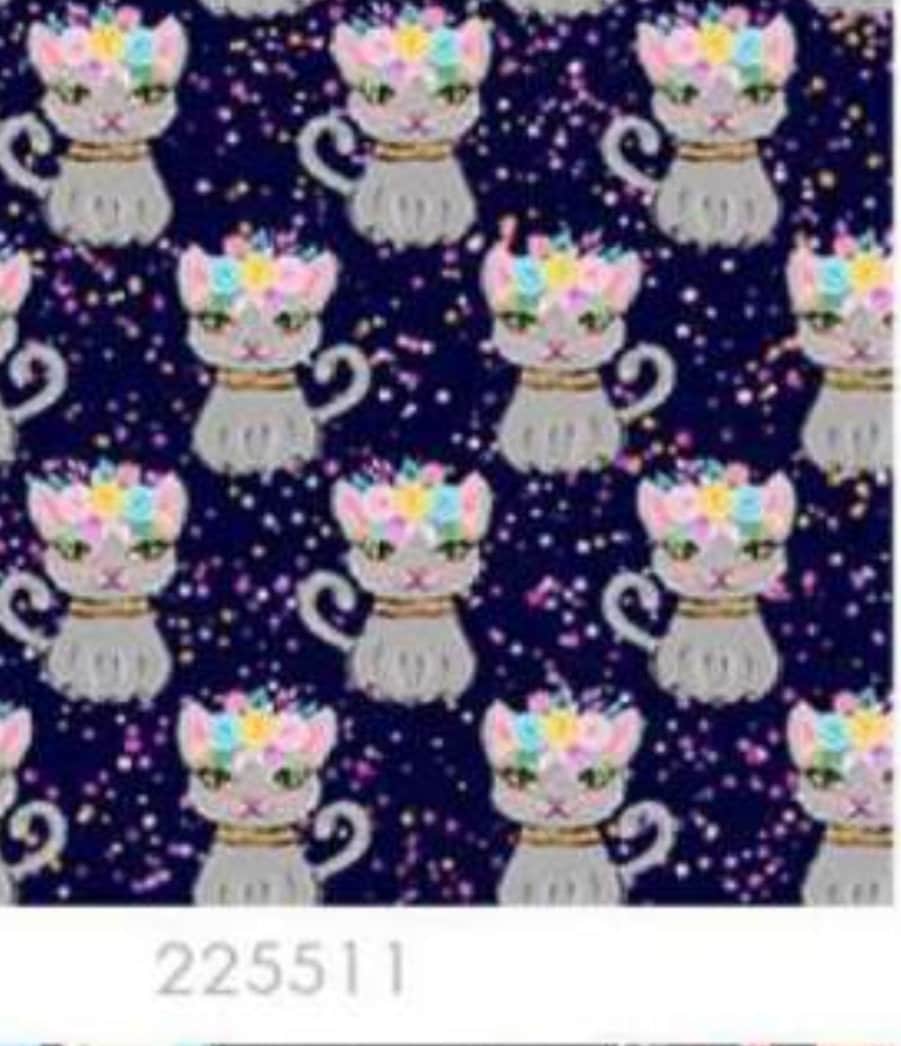 Pretty Floral Cats Cotton Fabric - 100% Cotton- Continuous Cuts