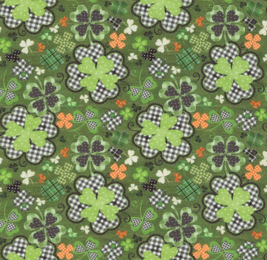 Shamrockin' 3WI22243-GRN by Beth Albert for 3 Wishes Fabrics 100% Cotton - continuous cuts