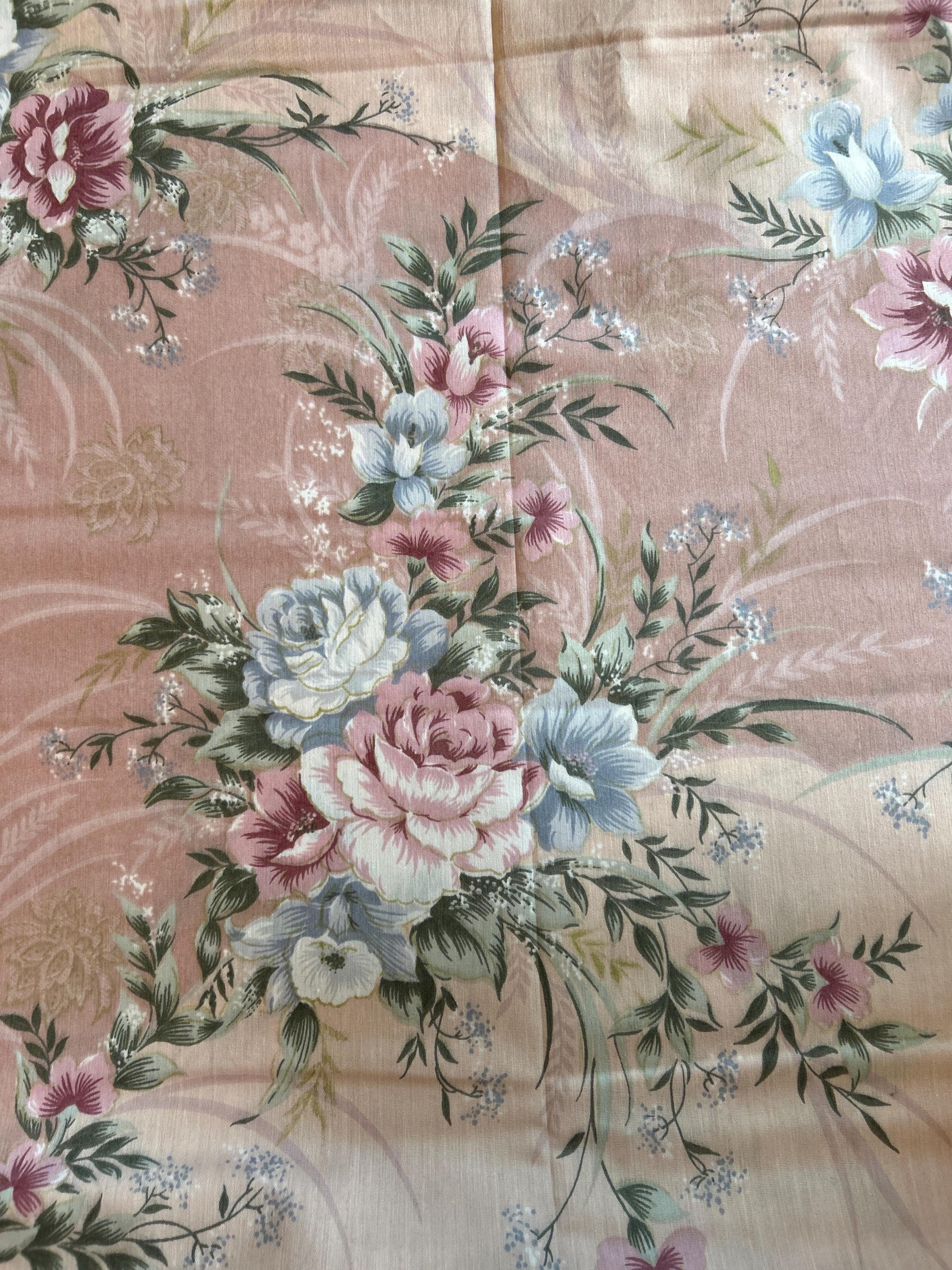 Vintage Floral cotton fabric 100% Cotton